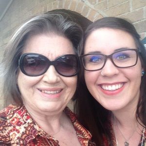 Meet your Posher, Paula